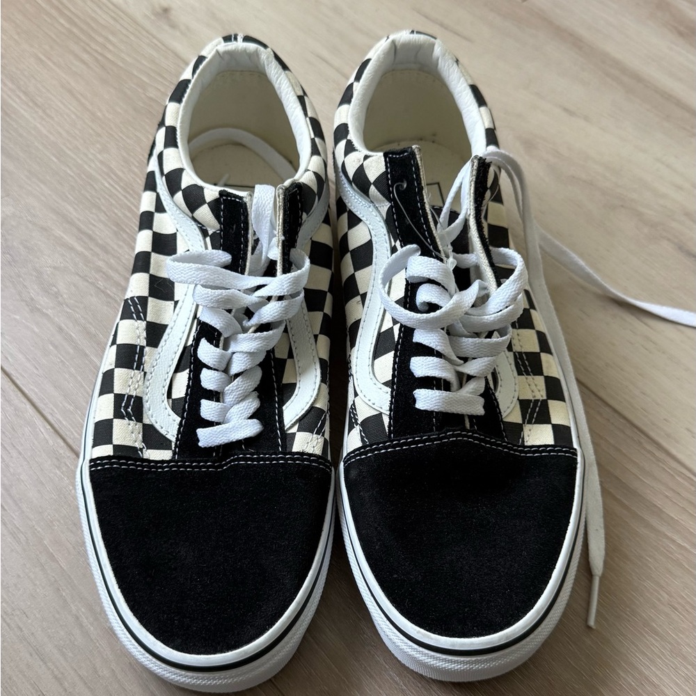 Vans Classic Checkerboard Old Skool - Black/White Men’s Skate Shoes